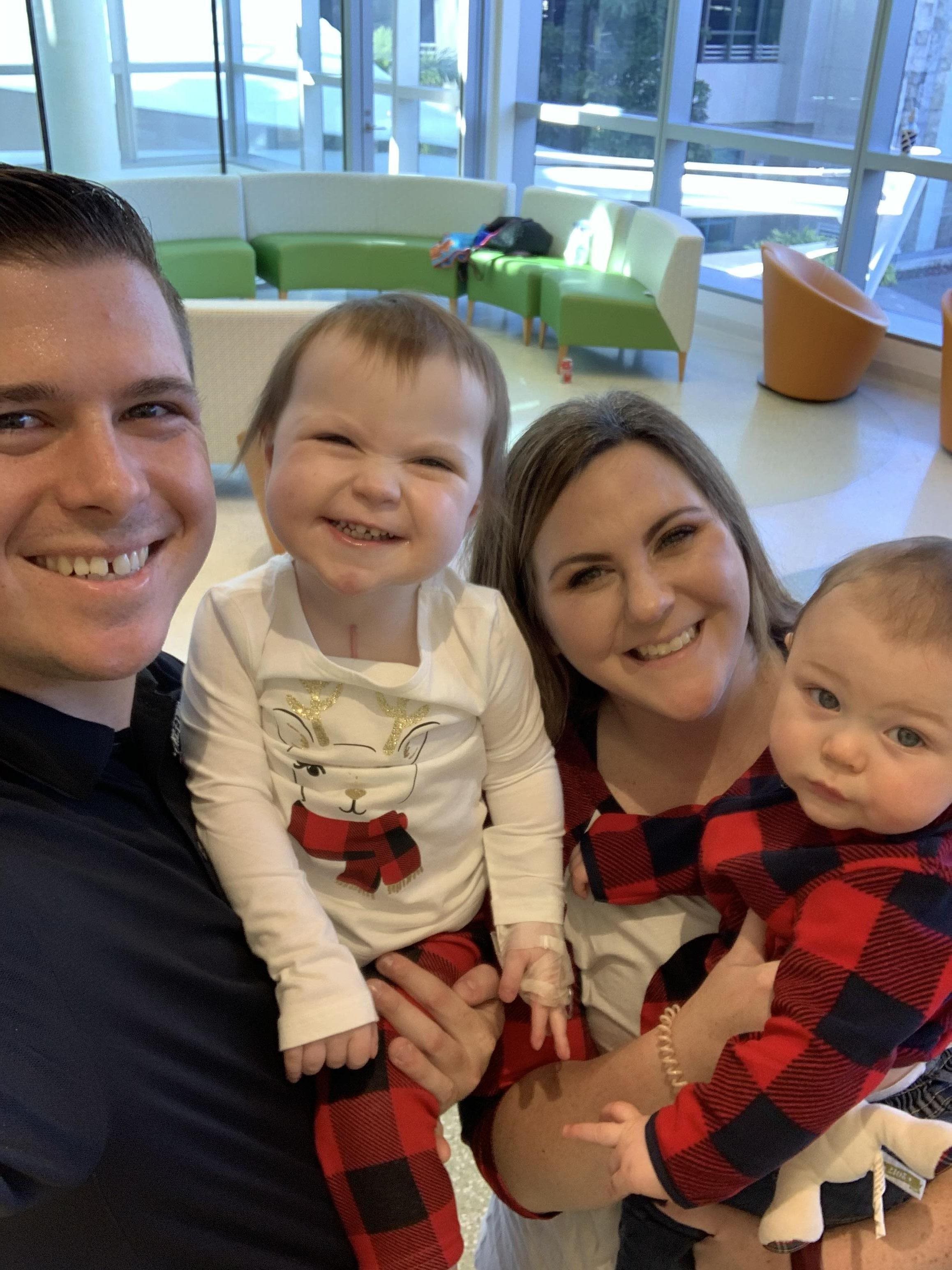 McKenna with her mom, dad and sister. 