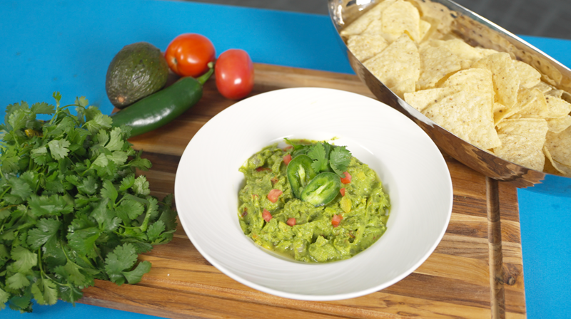 Tortillas de maíz y guacamole