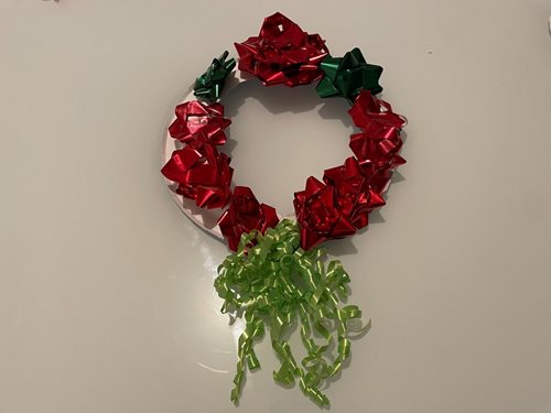 Wreath made using wrapping bows
