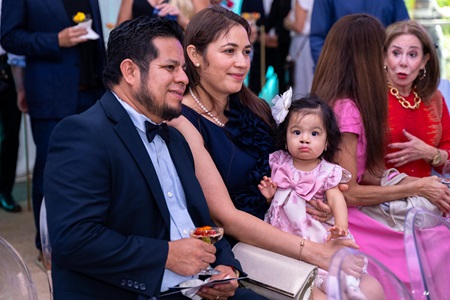 Keily, Flor Lorenzana, and Ronal Najarro 7 Kenneth C. Griffin Surgical Tower Grand Opening