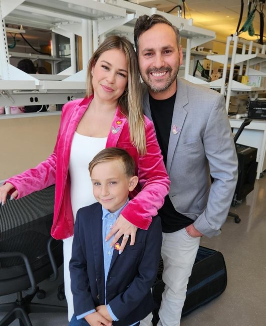 Patient Logan with mom and dad