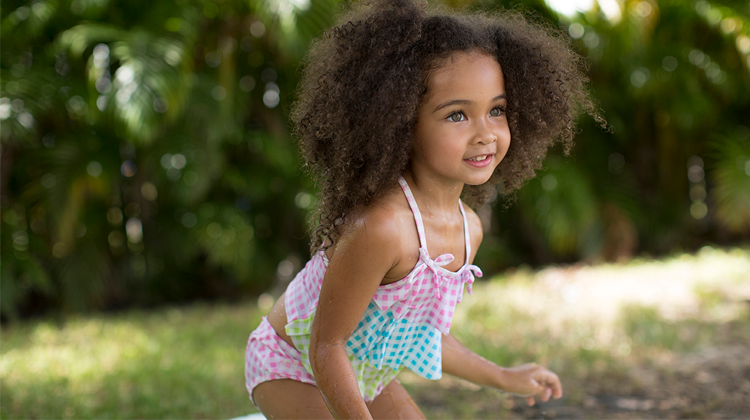 niña sonriente