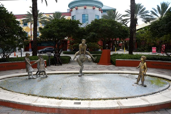 Fountain with sculptures of children playing.
